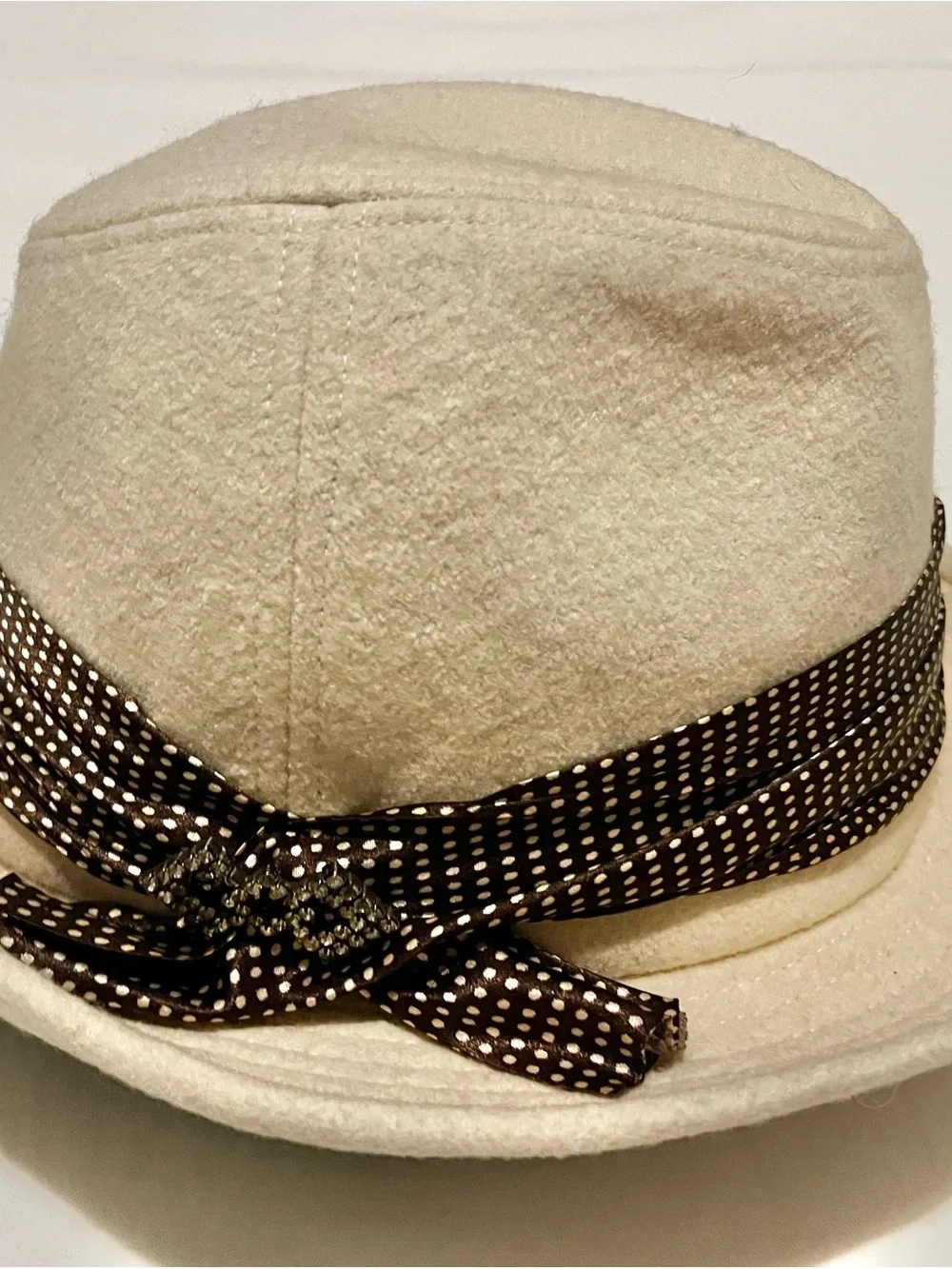 Cream Women's Felt Fedora with Brown Polka Dot Band